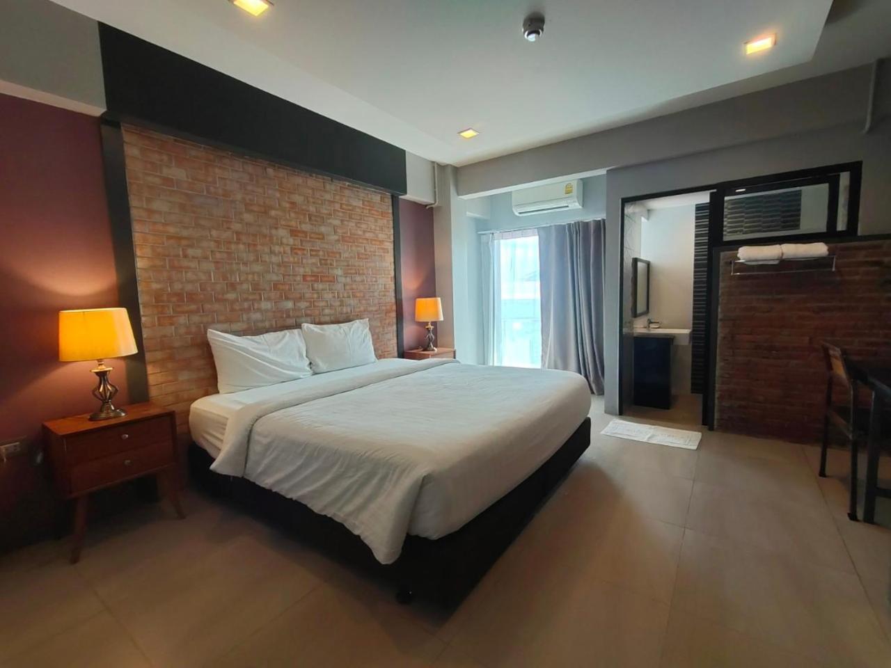 בורי ראם Qoo Hotel מראה חיצוני תמונה
